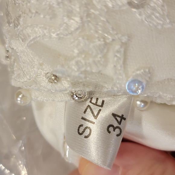 Girls Communion dress - Picture 12 of 13